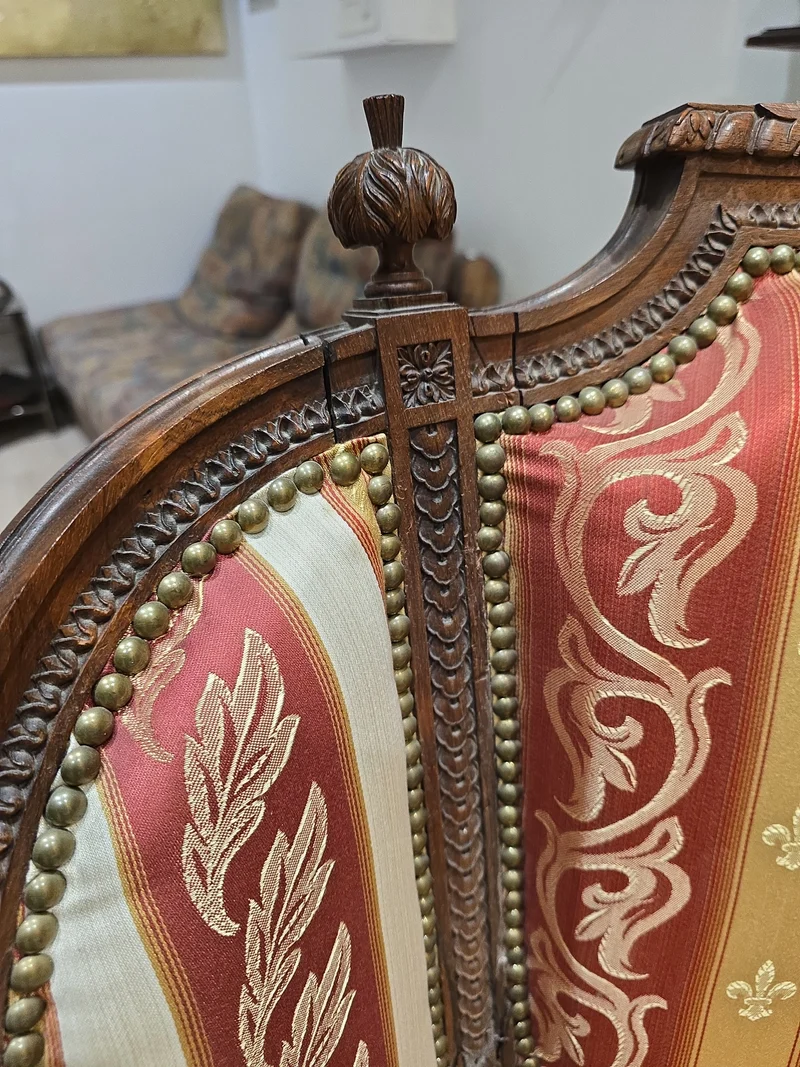 Fauteuil bergère a haut dossier style louis XVI