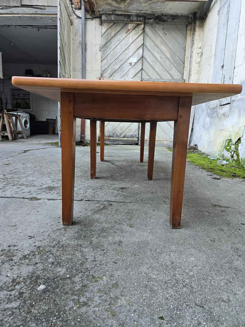 Grande table de salle a manger en bois massif- 2m50