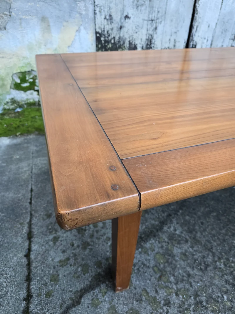 Grande table de salle a manger en bois massif- 2m50