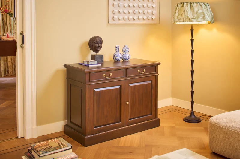 Dressoir smal Walnoot