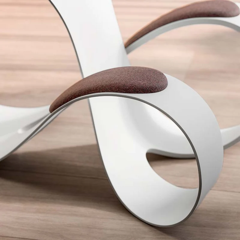 Chaise design ergonomique - MOON