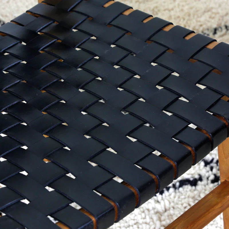 Chaise de salle à manger en cuir noir