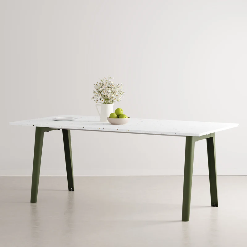 Table à manger NEW MODERN - plastique recyclé Venezia