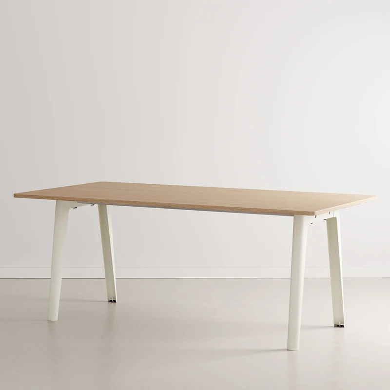 Table à manger NEW MODERN - bois éco-certifié