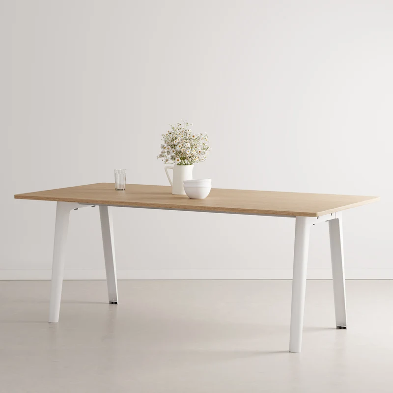 Table à manger NEW MODERN - bois éco-certifié