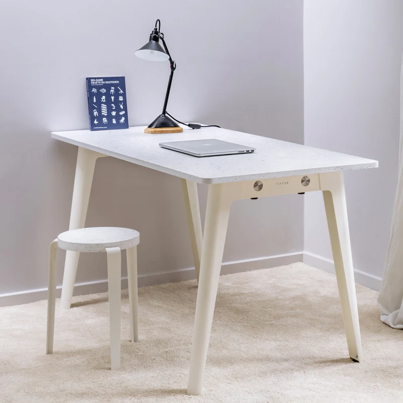 Tabouret LOU - plastique recyclé Venezia