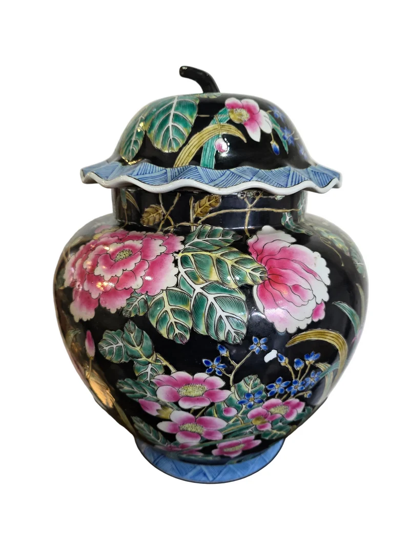 Grande potiche asiatique à décor floral – Décor main – Fond noir & couleurs vives