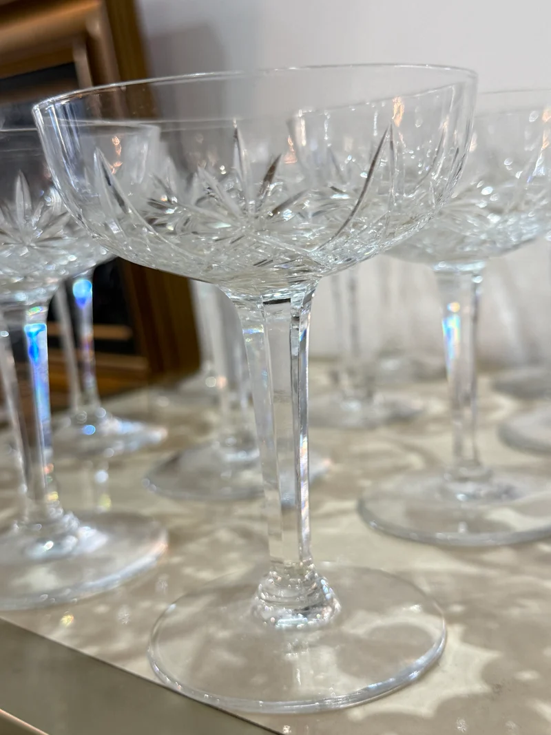 Lot de 11 Coupes à Champagne en Cristal Taillé – 12 cm