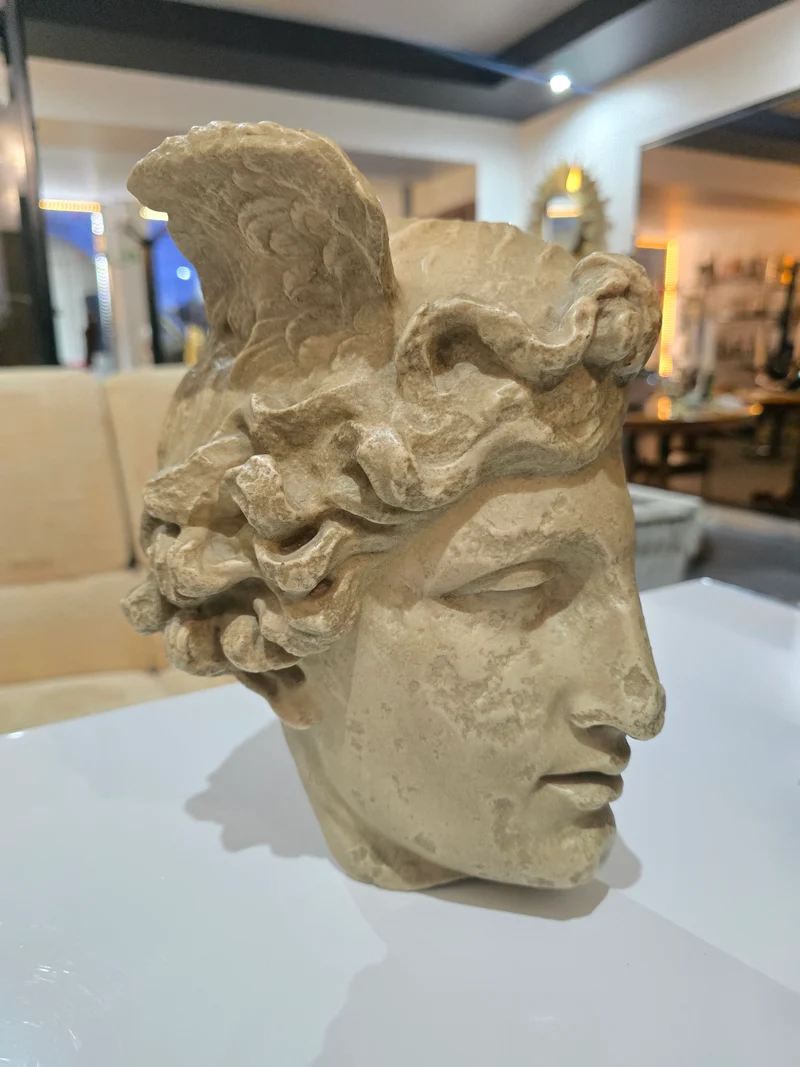Tête de Gorgone - Hermès/ Mercure – Moulage Officiel des Musées Nationaux (RMN)