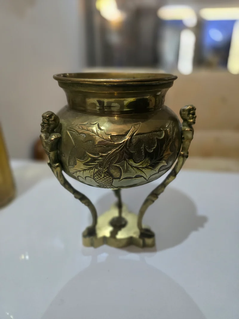 Brûle-parfum / Pot décoratif en laiton signé RAULIN – Style Art Nouveau