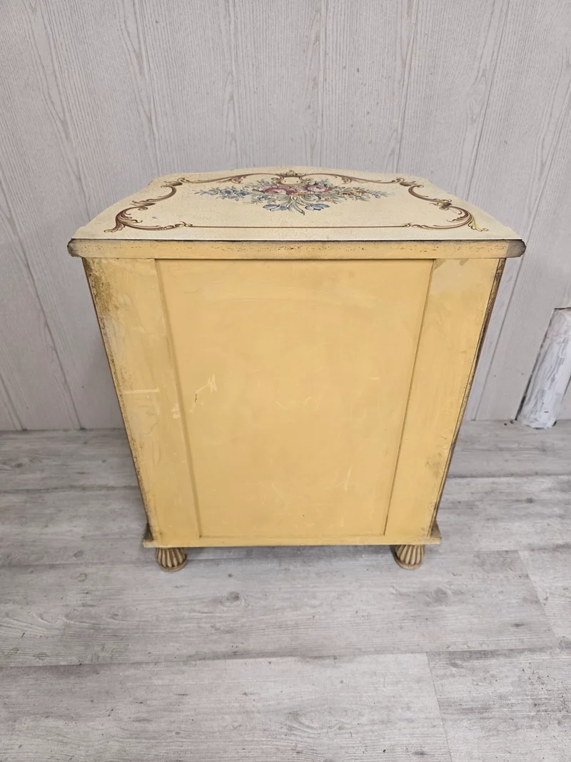 Petite chiffonnier vénitienne florale – Bois laqué & dorure – Vers 1950