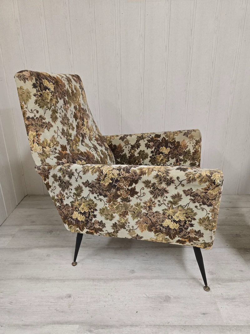 Paire de fauteuils Mid-Century Design – Piètement compas métal & tapisserie jacquard – Années 1960