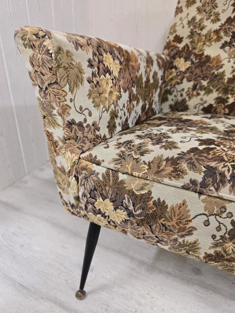 Paire de fauteuils Mid-Century Design – Piètement compas métal & tapisserie jacquard – Années 1960