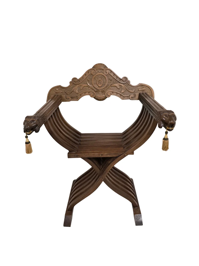 Fauteuil Savonarola décoratif – Bois sculpté – Têtes de lion – Style Renaissance