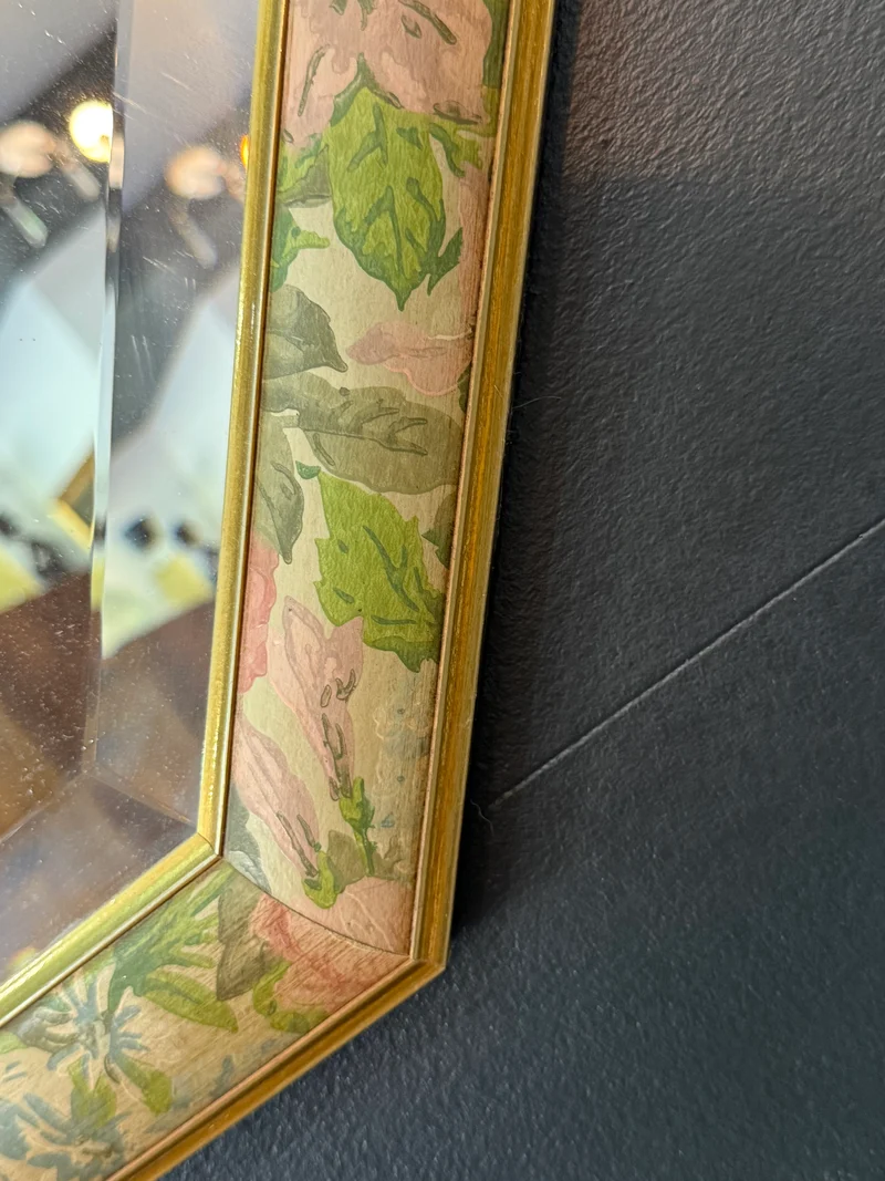 Miroir octogonal vintage à encadrement floral doré – 1989