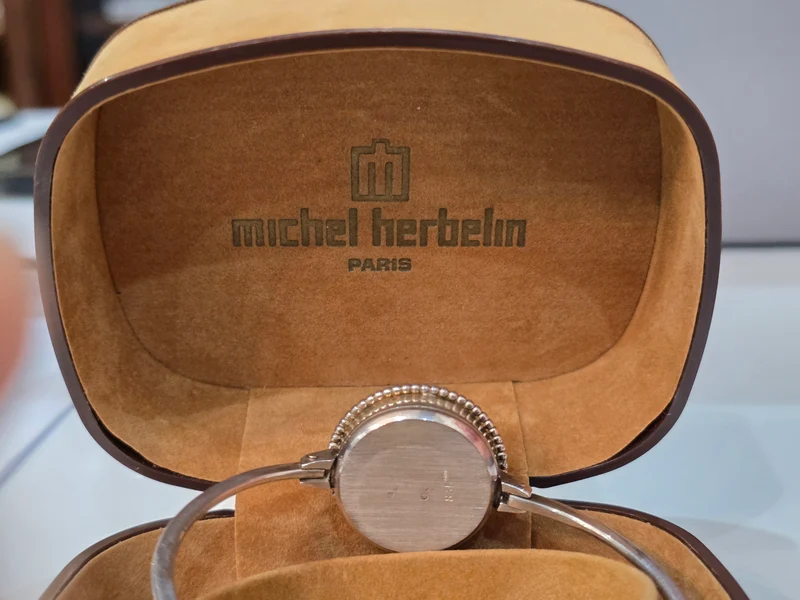 Montre vintage en argent – Michel Herbelin Paris