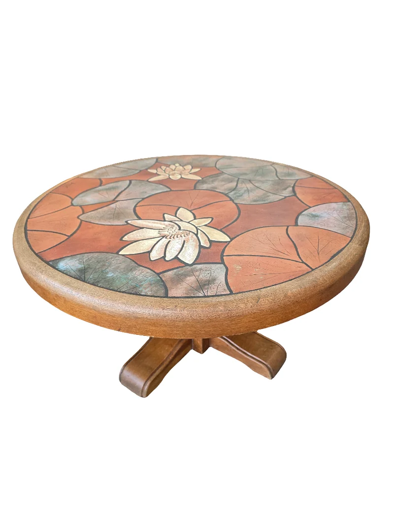Table basse vintage- Signé Barrois en céramique émaillée et bois – Décor nénuphars