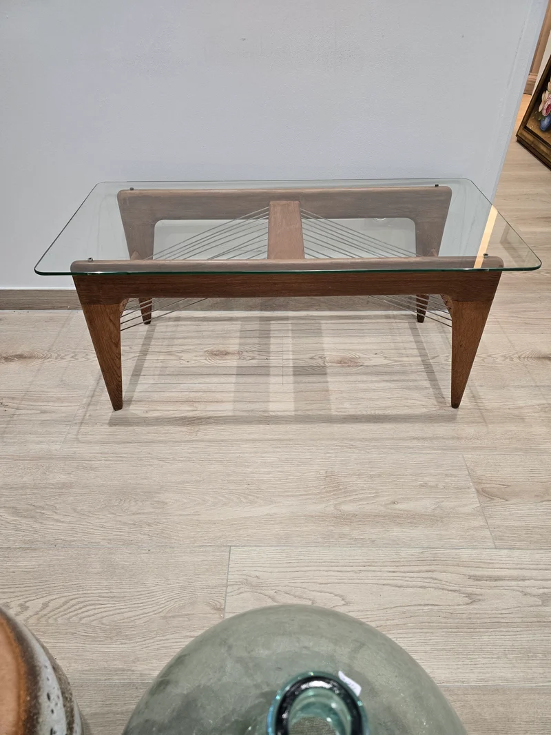Table basse vintage en bois et verre – Design scandinave