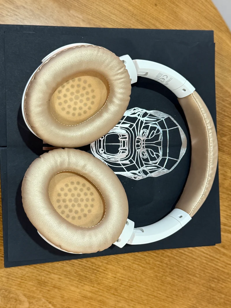 Casque Casque audio Richard Orlinski – Design Gorilla – Édition Collector or rosé/blanc