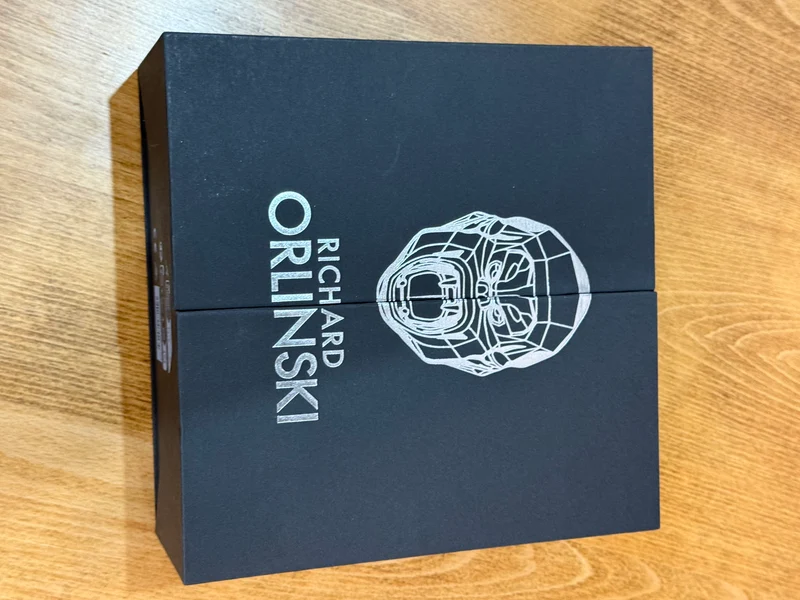 Casque Casque audio Richard Orlinski – Design Gorilla – Édition Collector or rosé/blanc