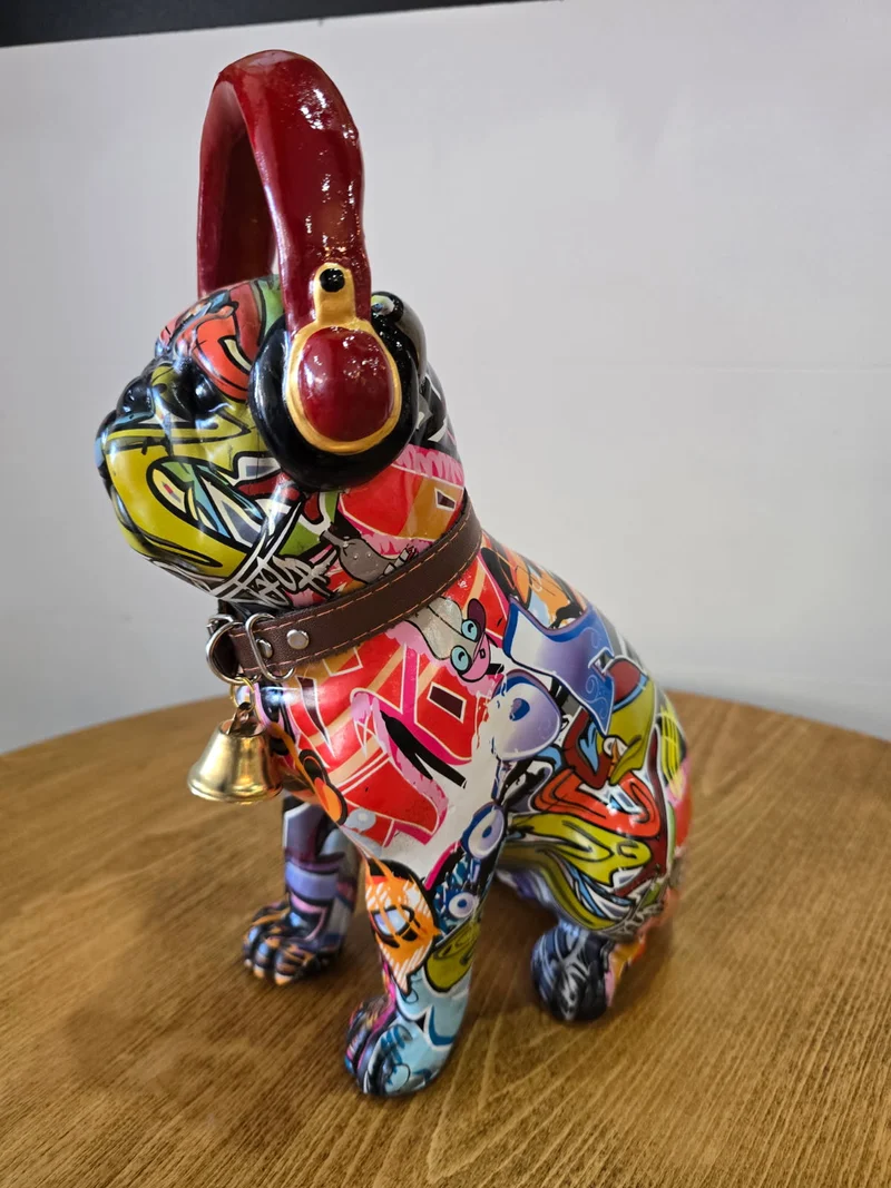 Bull dog street art