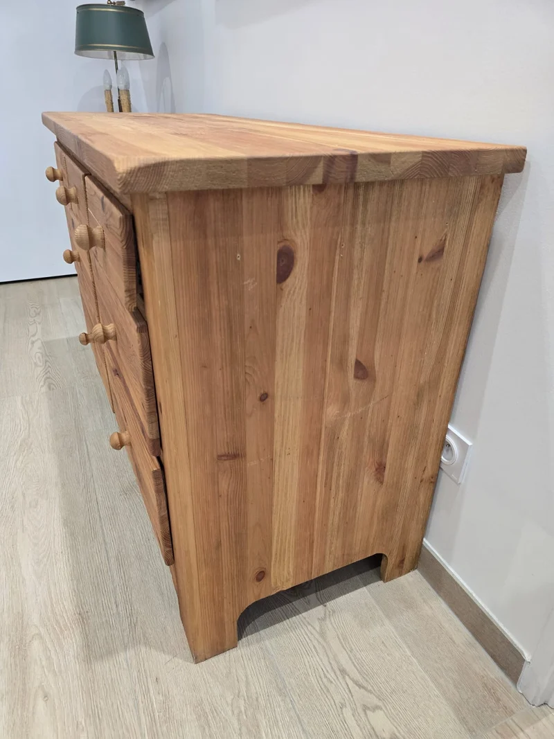 Commode rustique en pin massif