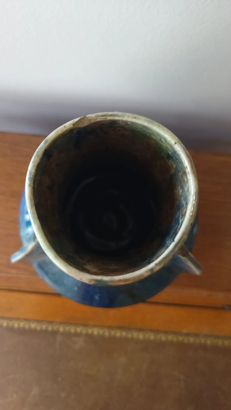 Vase vintage en céramique émaillée bleue