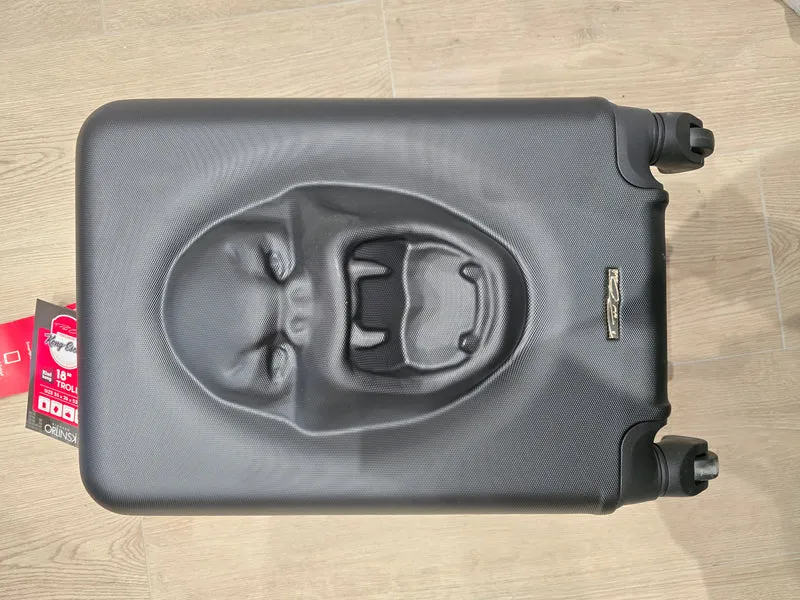 Enceinte Bluetooth Richard Orlinski – Gorilla Gold Edition – Série Limitée CGS 0275 - Valise Orlinski