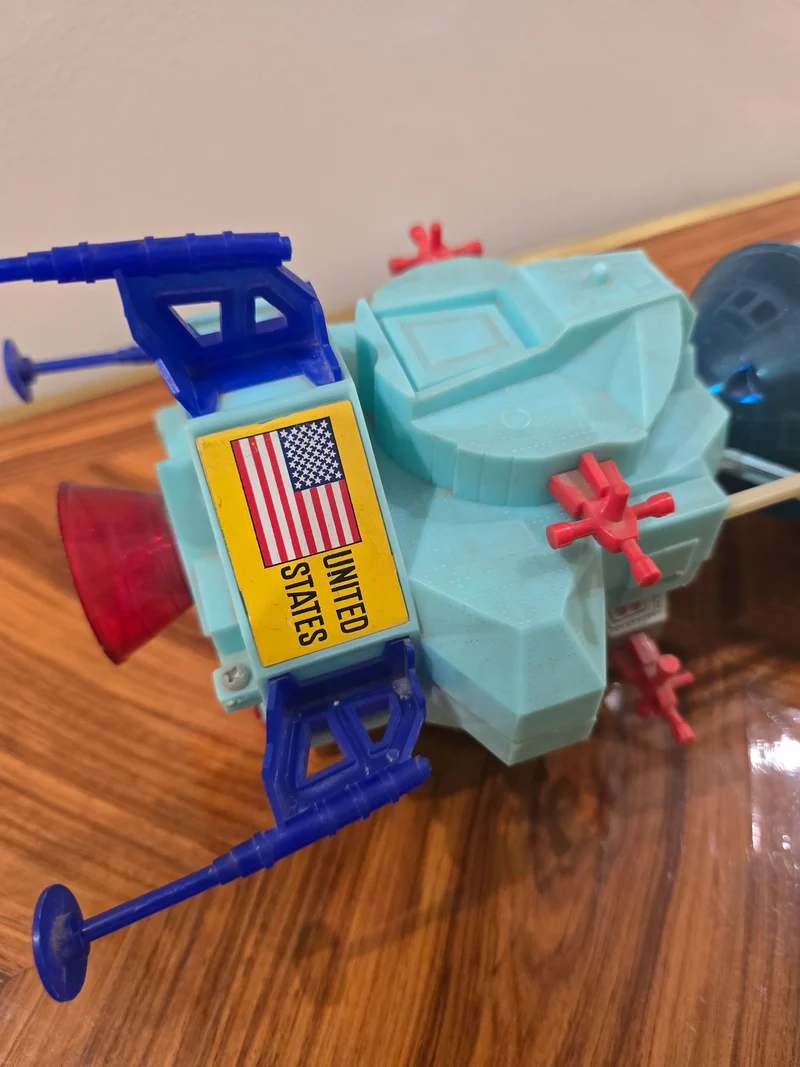 Module spatial Apollo vintage – Jouet en plastique années 70