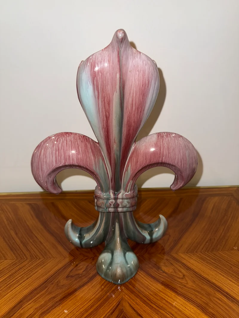 Paire de vase en céramique émaillée – Fleurs de Lys
