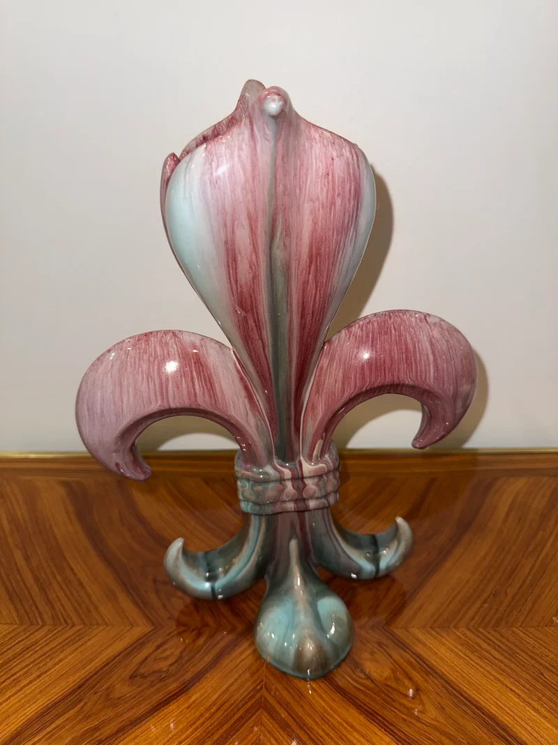 Paire de vase en céramique émaillée – Fleurs de Lys