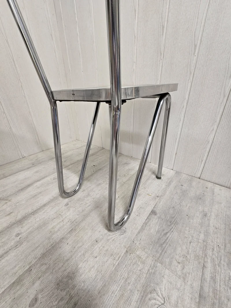 Chaise d’écolier vintage – Design moderniste années 50 – Assise formica vert menthe