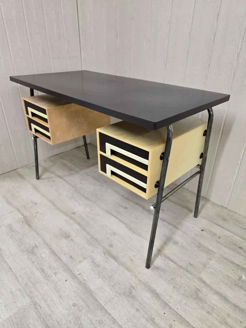 Bureau vintage industriel à caissons suspendus – design graphique - 60’s/70’s