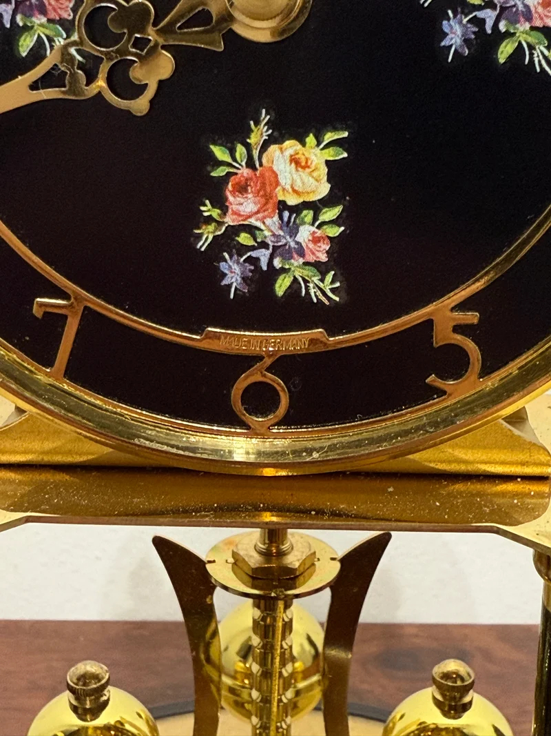 Horloge 400 jours Schatz – Modèle floral – Allemagne – XXe siècle