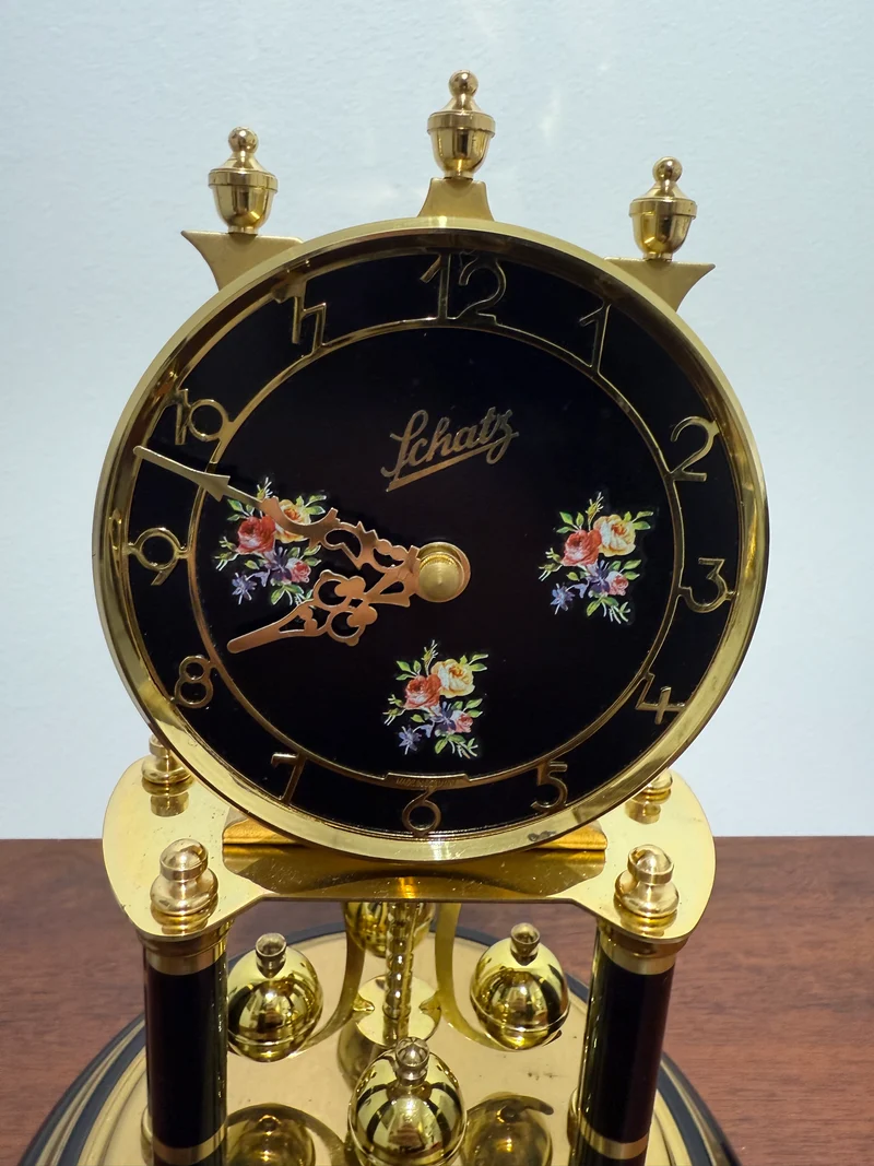 Horloge 400 jours Schatz – Modèle floral – Allemagne – XXe siècle