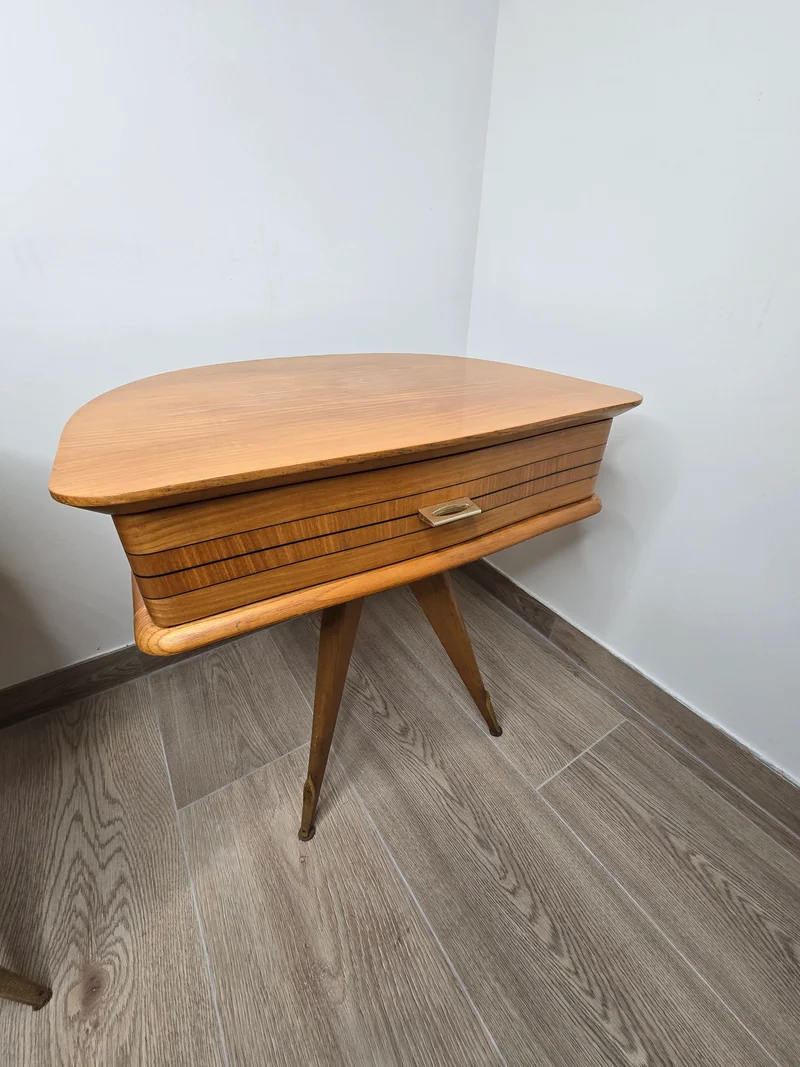 Paire de table de chevet vintage tripode