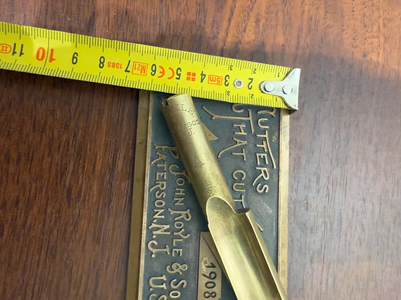 Plaque en laiton “Cutters That Cut” - John Royle & Sons - 1908
