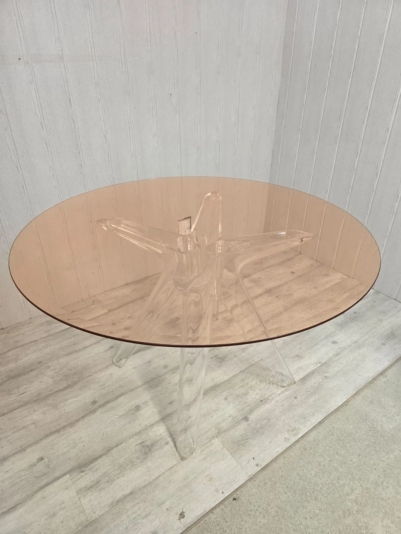Philippe Starck pour Kartell – Table Sir Gio