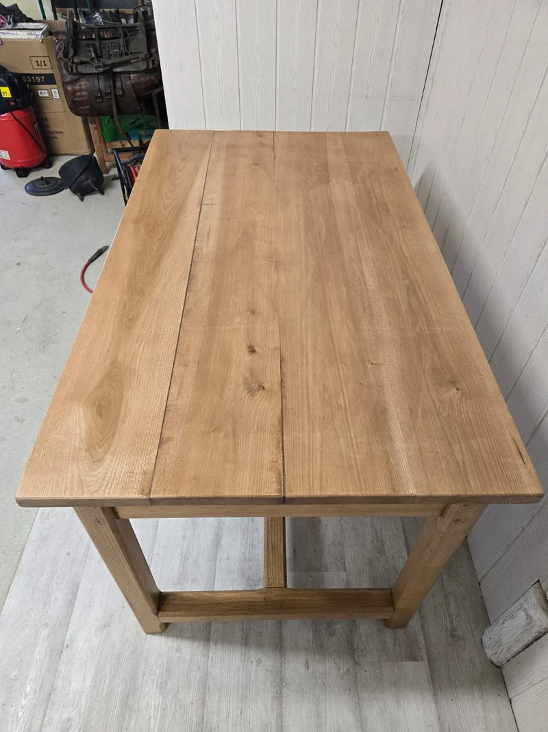 Table de ferme en chêne blond