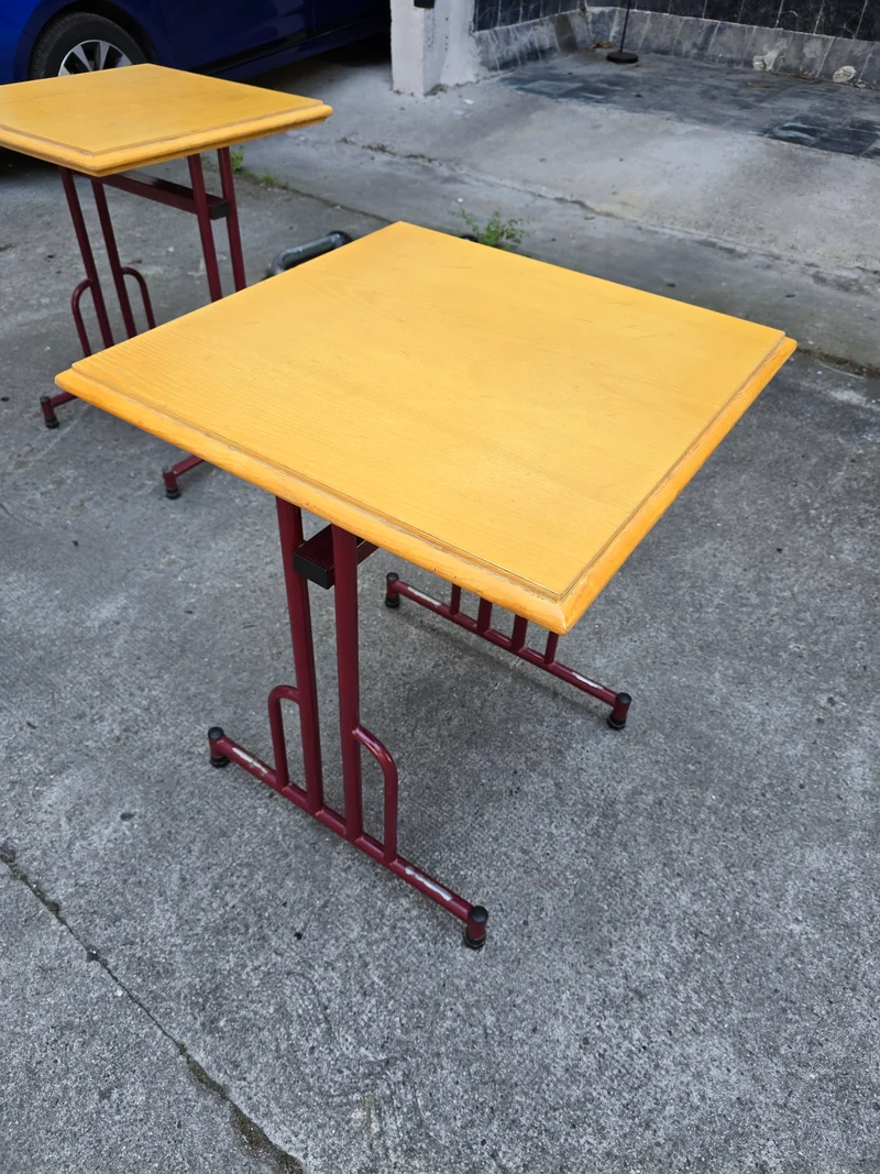 Petite table bistrot d’appoint