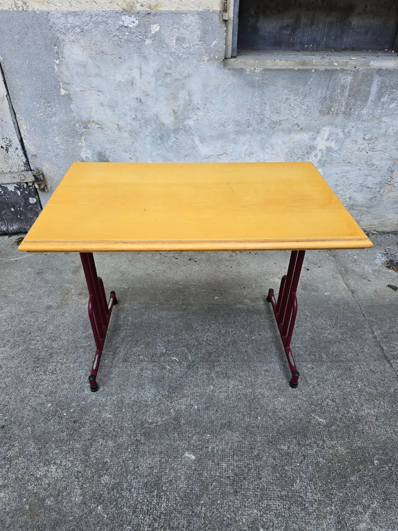 Table bistrot vintage piétement métal