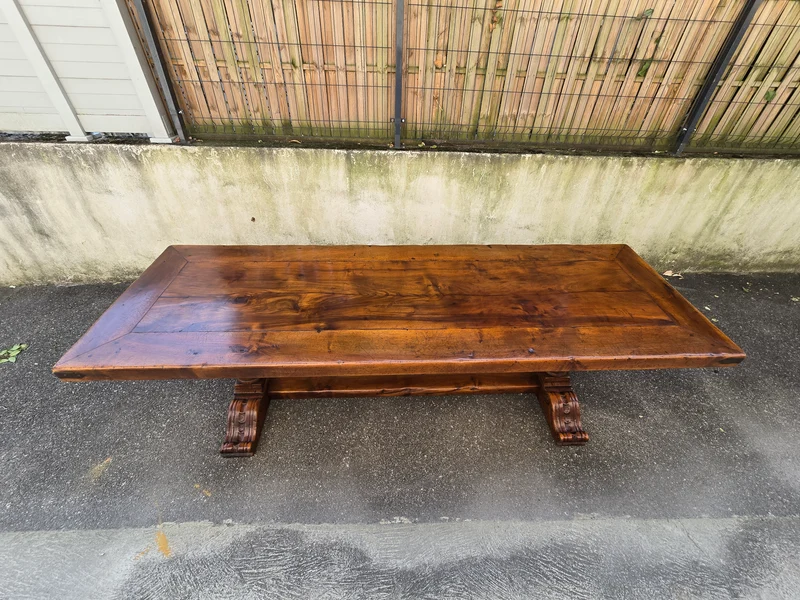 Majestueuse Table Monastère en Noyer massif - XIXe Siècle