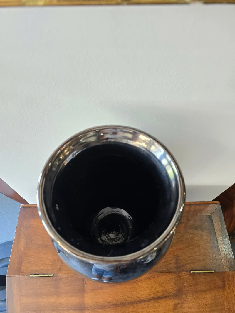 Grand vase en céramique à glaçure miroir métallisée – Vallauris 90’s