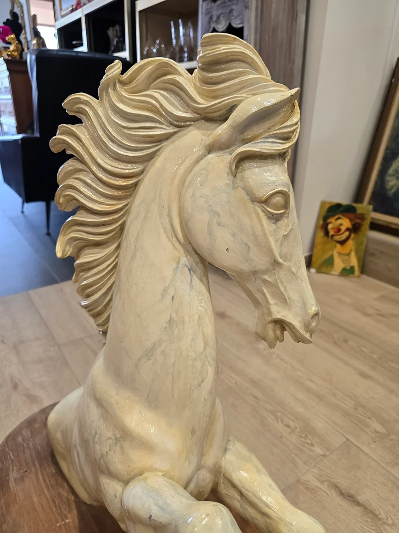 Sculpture en résine d’un cheval cabré – Signée Sanson Jofral – Pièce unique sur socle bois