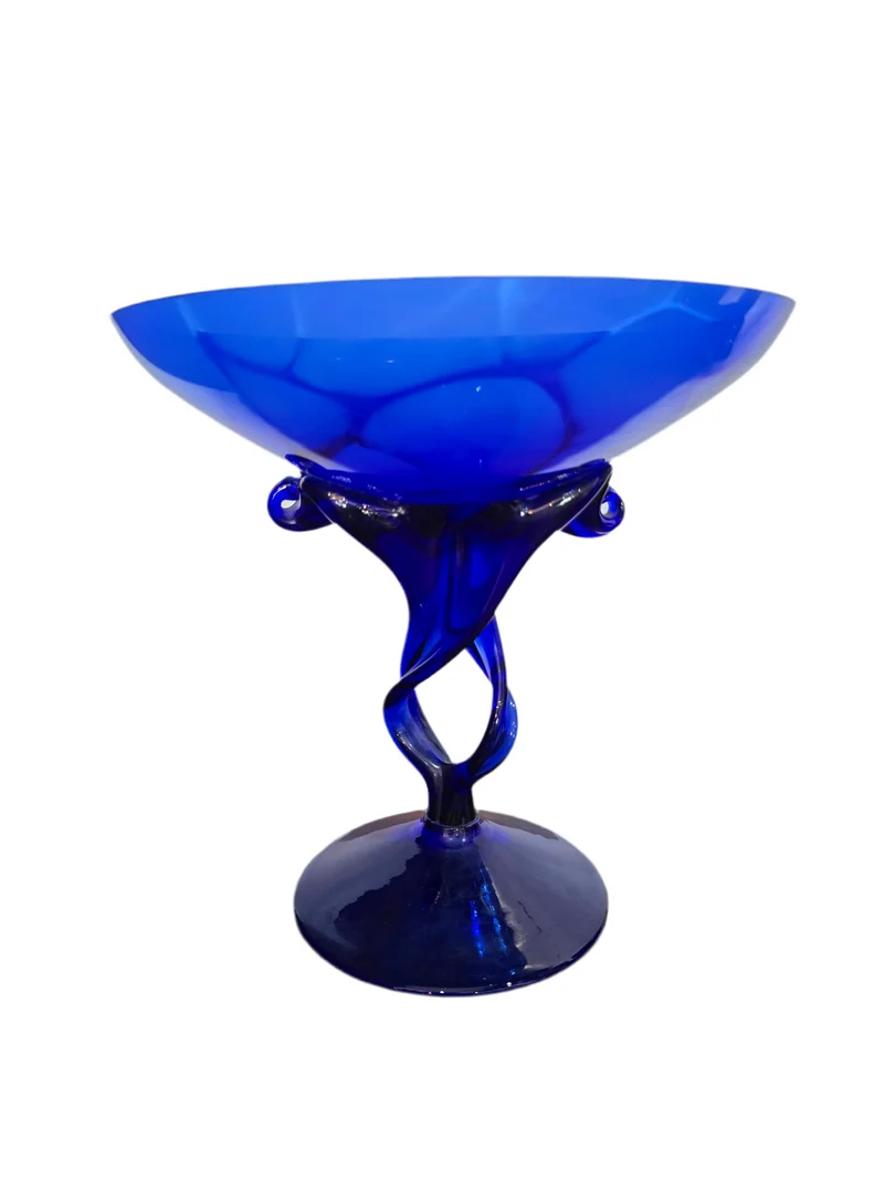 Coupe sculpturale en verre soufflé bleu cobalt – design torsadé