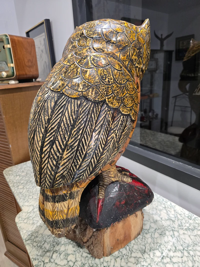 Grande chouette en bois sculpté – 68 cm – Artisanat traditionnel