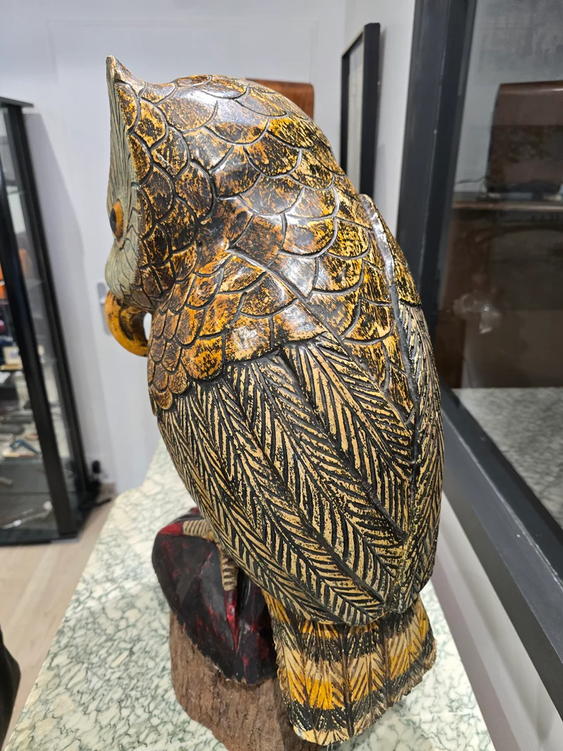 Grande chouette en bois sculpté – 68 cm – Artisanat traditionnel