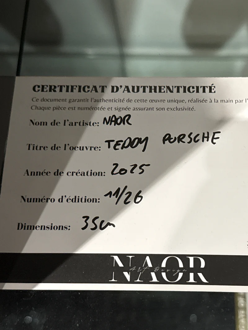 Teddy Bear Porsche – Édition Limitée 11/26 – 35 cm – Design Auto & Art Pop