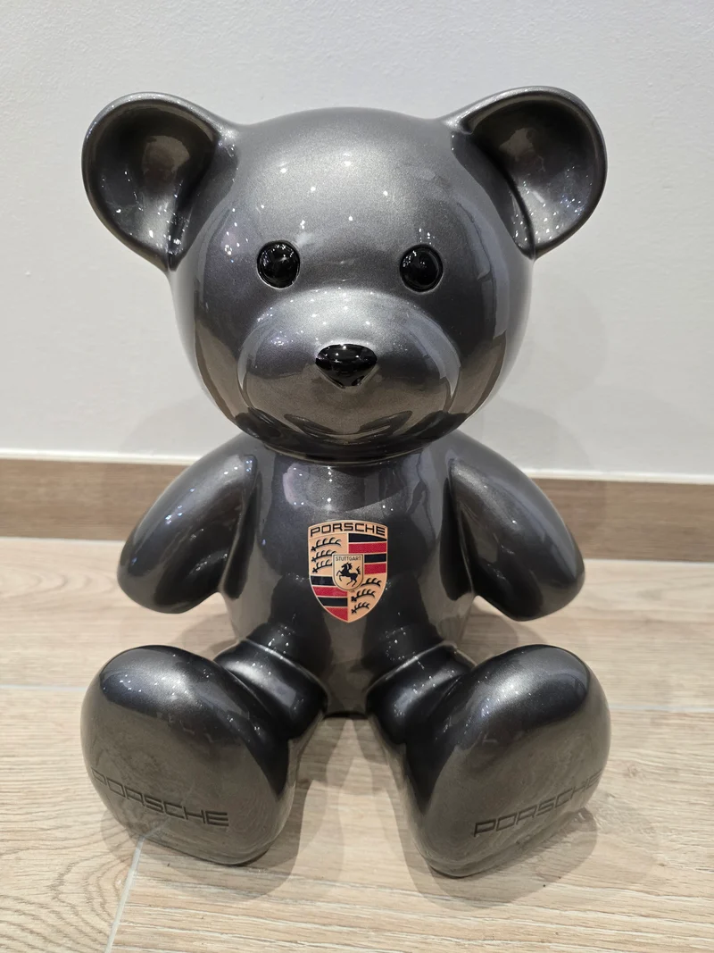 Teddy Bear Porsche – Édition Limitée 11/26 – 35 cm – Design Auto & Art Pop
