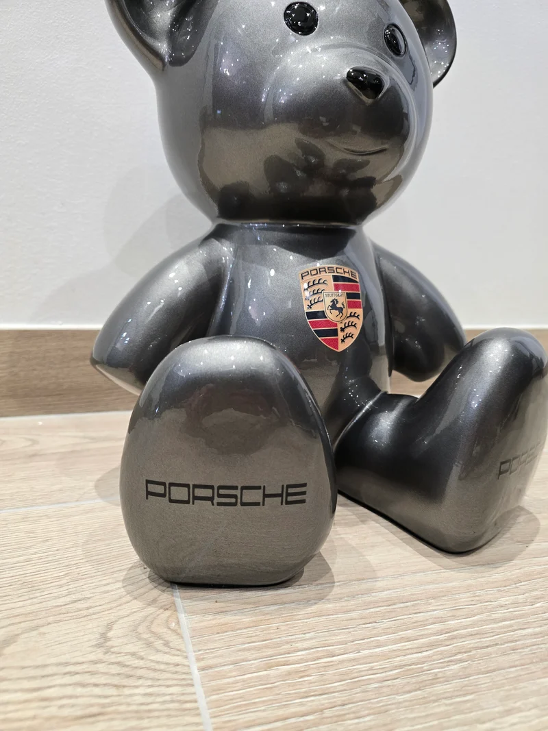 Teddy Bear Porsche – Édition Limitée 11/26 – 35 cm – Design Auto & Art Pop